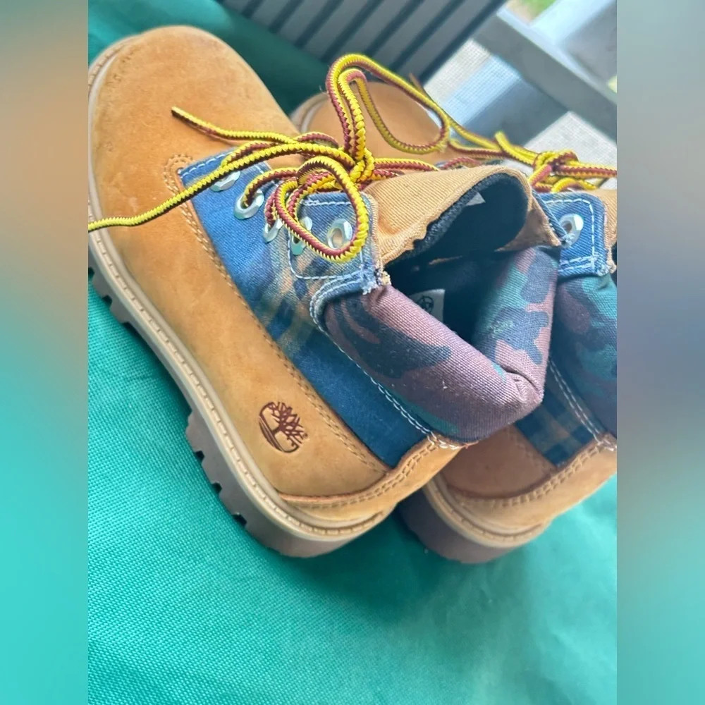 Timberland Heritage 6-Inch Waterproof Camo Plaid Leather Toddler Boots.